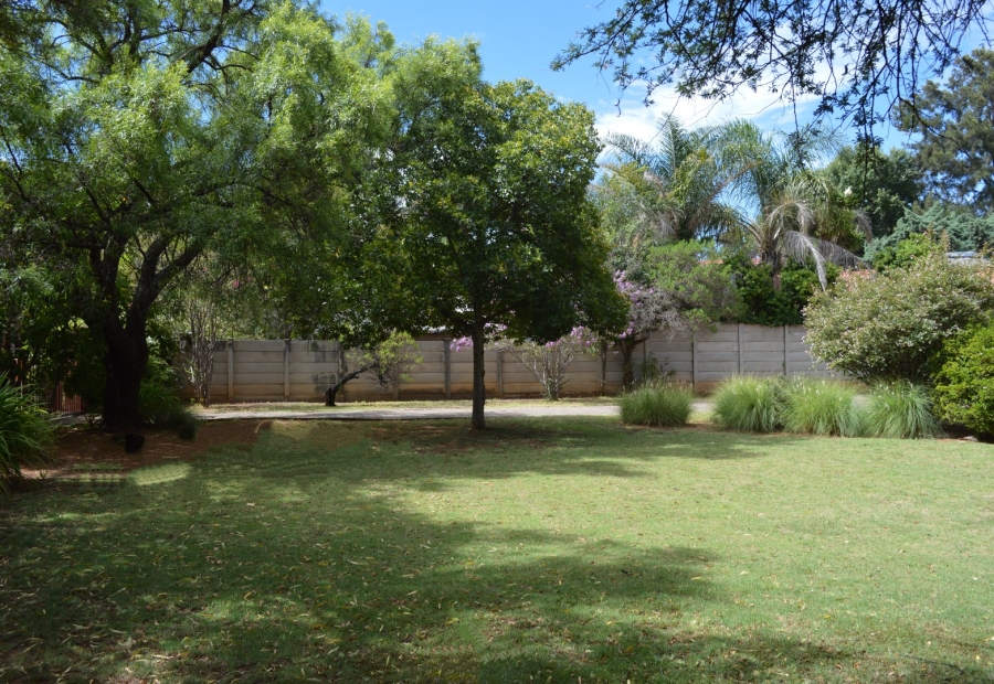 4 Bedroom Property for Sale in Flamwood North West